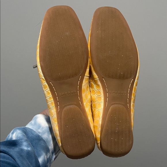 Yellow Crocodile-Patterned Leather Loafers Sperry Women's Size 9M size 9 M EUC - Picture 8 of 11